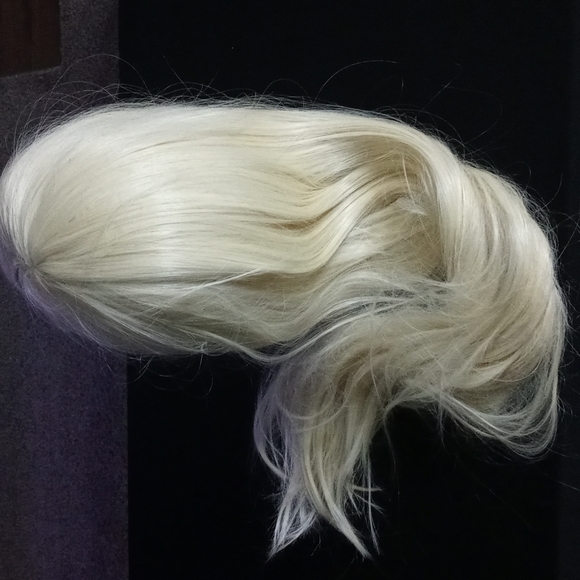 wig - Picture 5 of 8